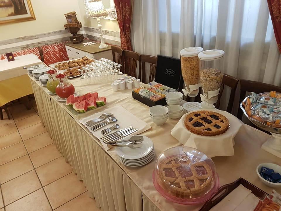 Hotel Sicilia Milan Bagian luar foto