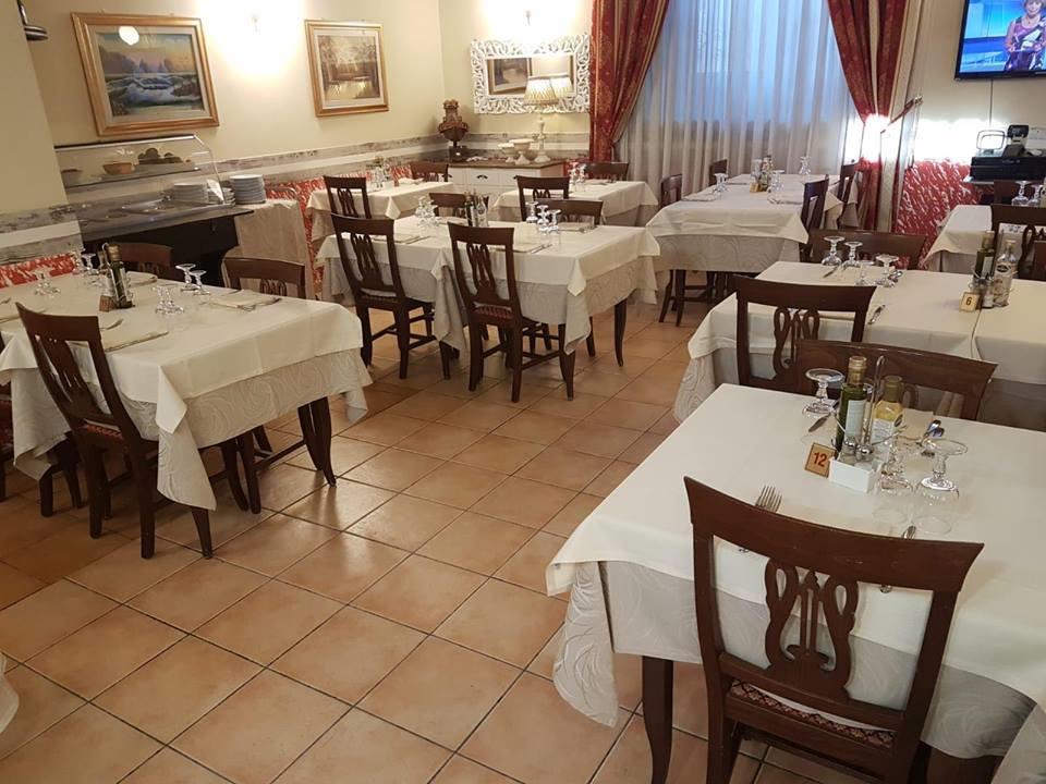 Hotel Sicilia Milan Bagian luar foto